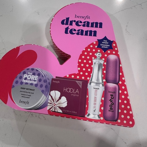 Benefit Other - Benefit Dream Team Makeup Set - Pink and Purple & free sample